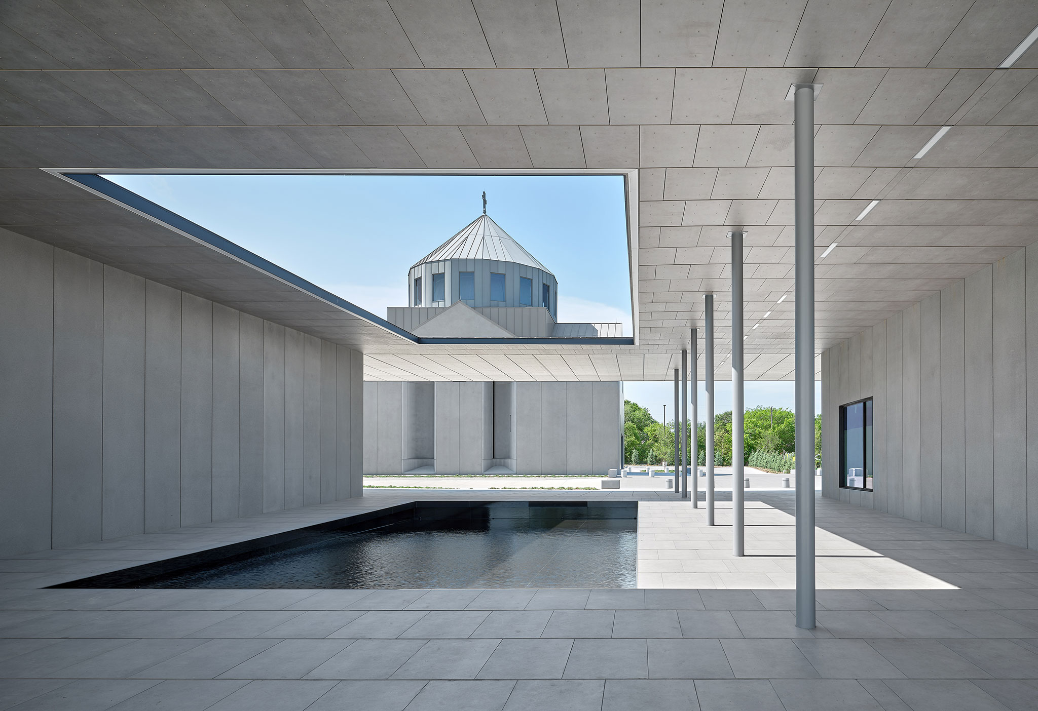 metalocus_david-hotson_iglesia-saint-sarkis_001